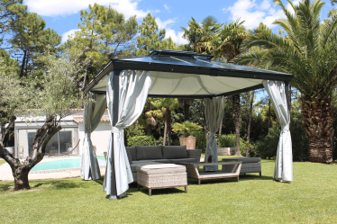 Pergola autoportée polycarbonate et aluminium double toit Opale