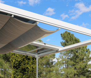 pergola avec voile ombrage Odessa